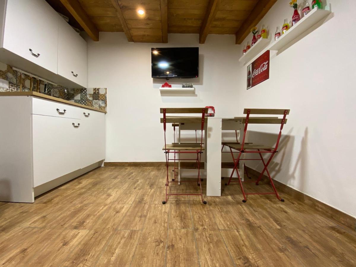 Vat' Coke House Apartment Napoli Exterior foto